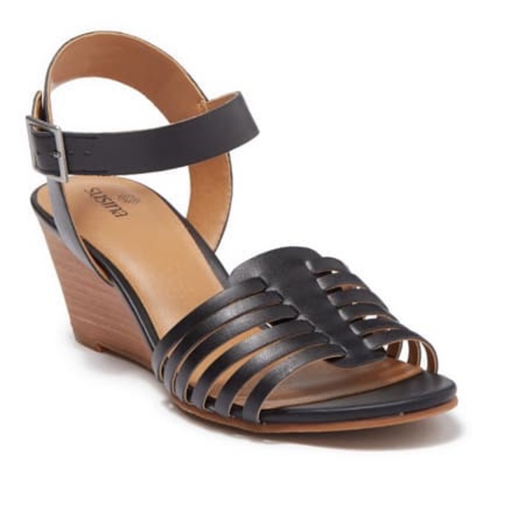 Susina Shoes - Susina Nordstrom Women's Terra Low Heel Wedge Sandal Black 5.5 New